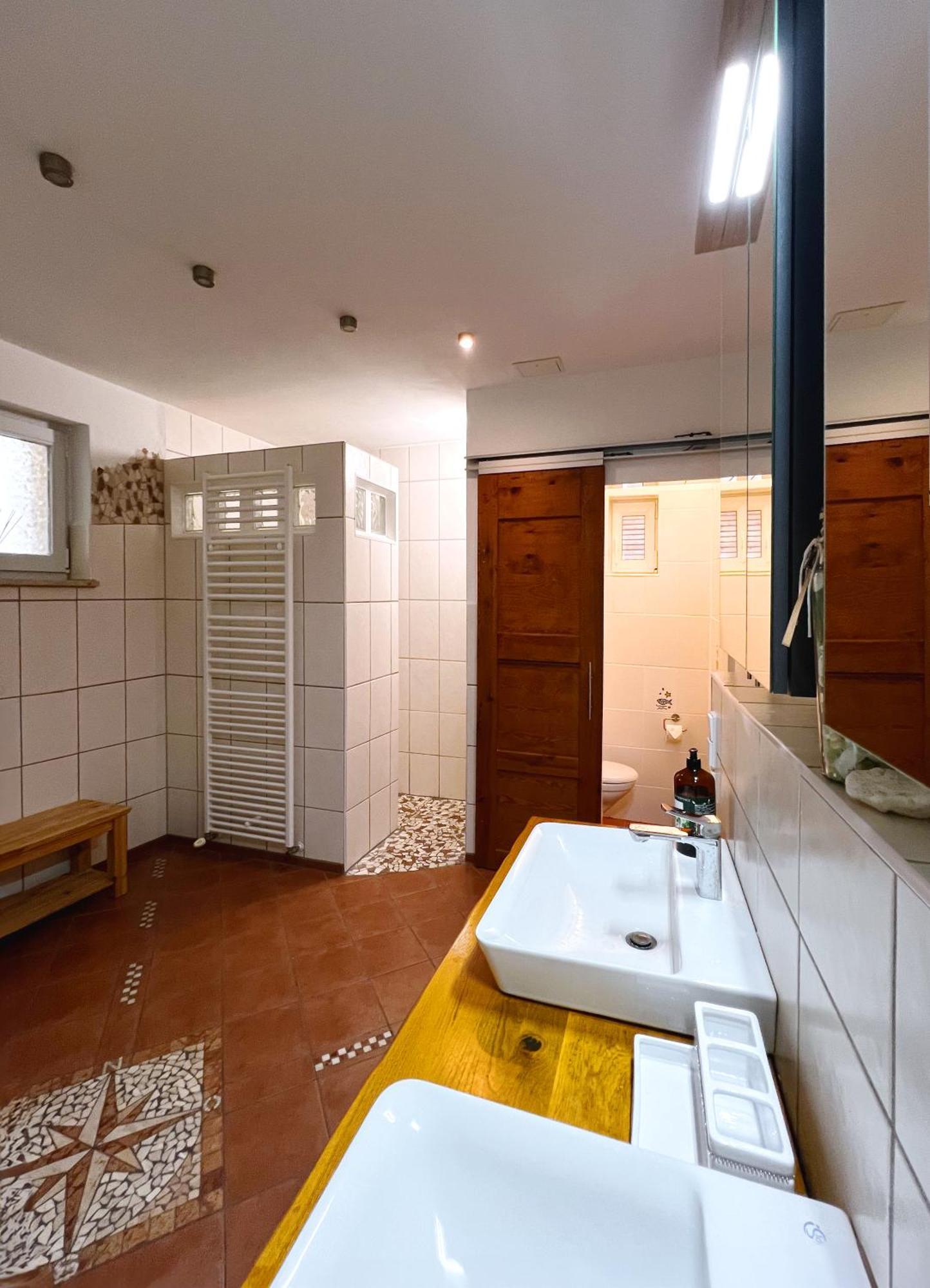 Haus Am Berzdorfer See - 3 Schlafzimmer - Ganzes Haus Zur Alleinnutzung - Terrasse - Hochwertige Ausstattung Gorlitz Ngoại thất bức ảnh
